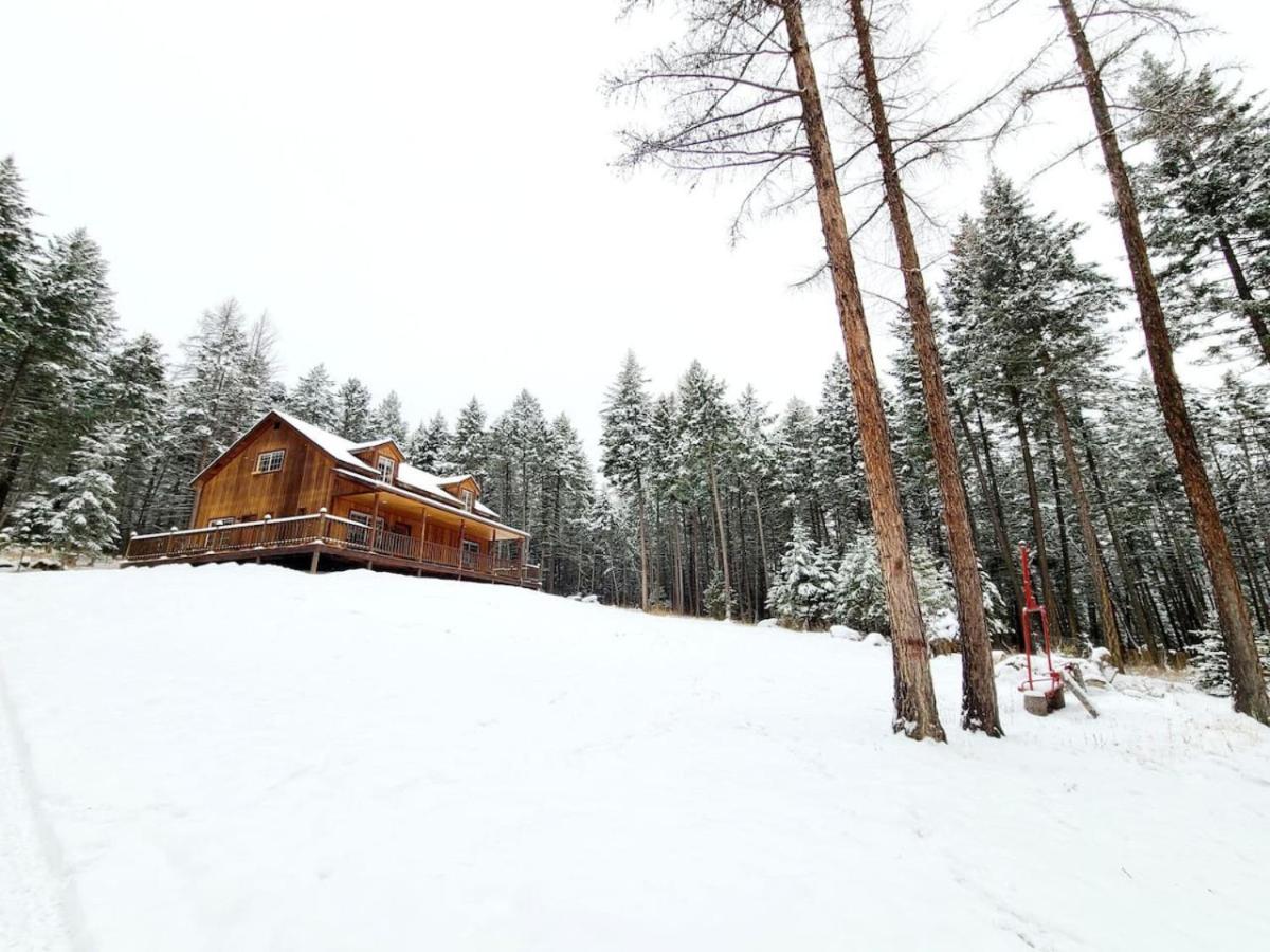 Blacktail Cabin Hideaway With Hot Tub Lakeside Exterior foto